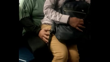 sex 빨아주면 whats in the subway hd