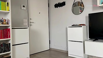 sex blonde slutty wife gets fucked by the delivery guy hd